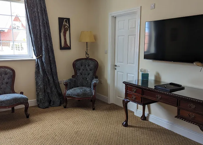 Hempstead House Hotel & Restaurant